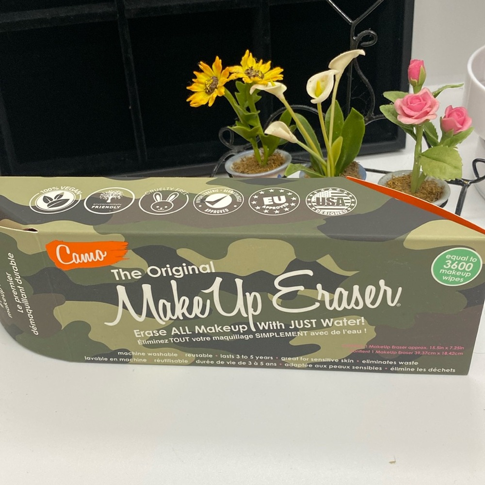 The Original MakeUp Eraser Camo